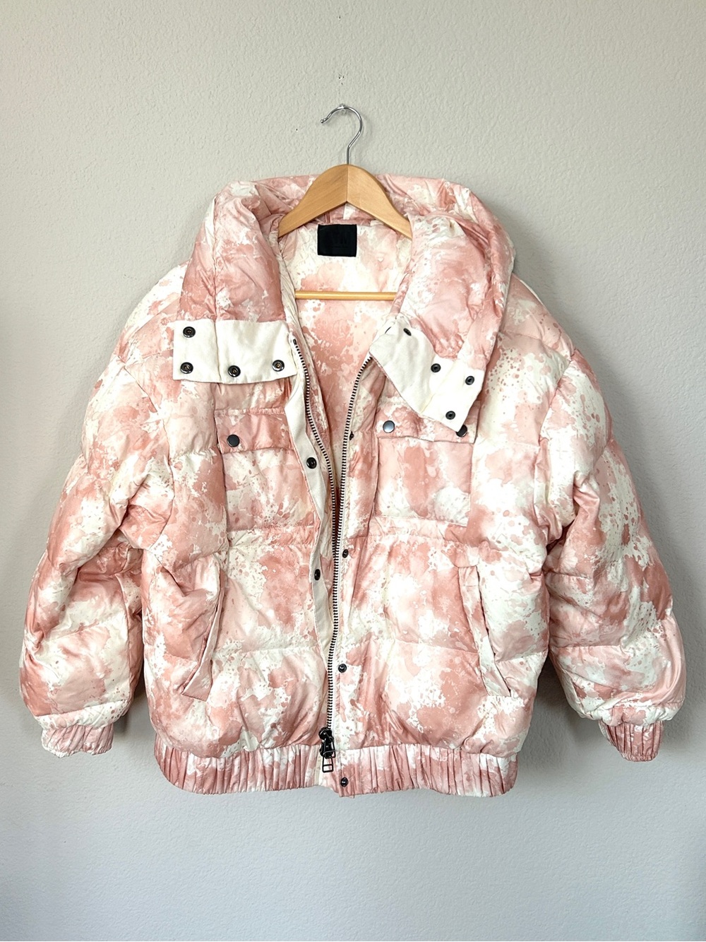 ATM Anthony Thomas Melillo Tie-Dye Down Puffer Jacket | Large | Chalk/Lunar Pink - Picture 3 of 16
